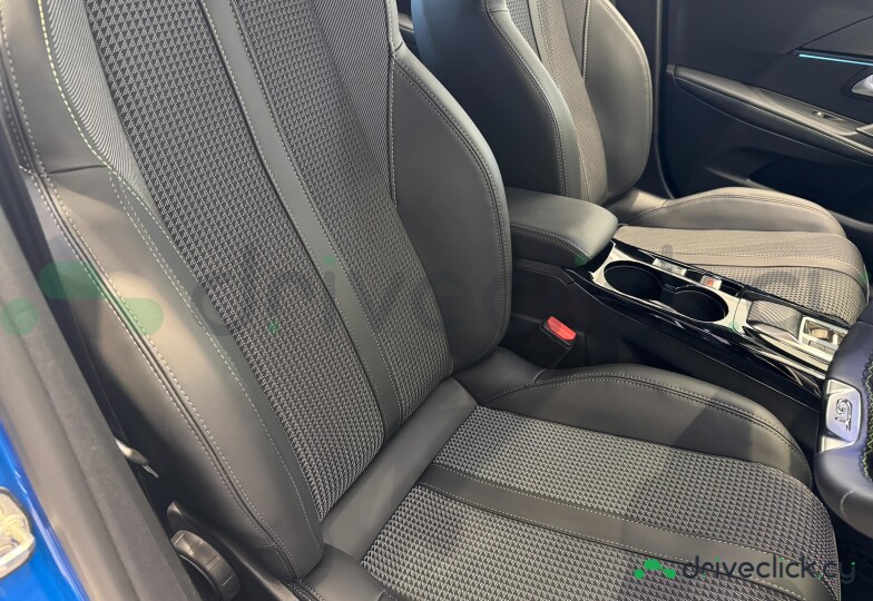 Peugeot 208 Blue