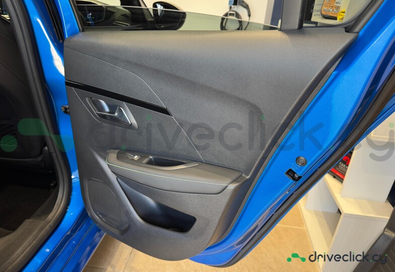 Peugeot 208 Blue