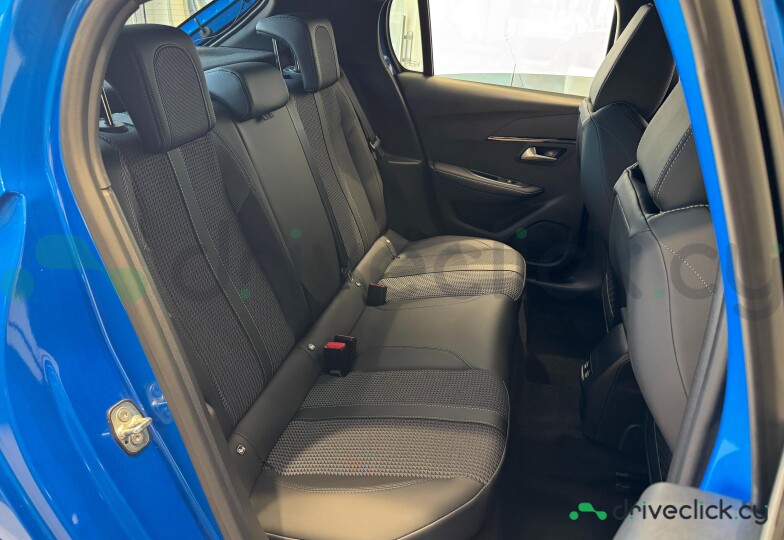 Peugeot 208 Blue