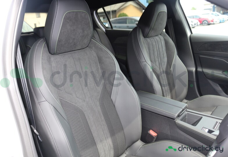 Peugeot 308 White