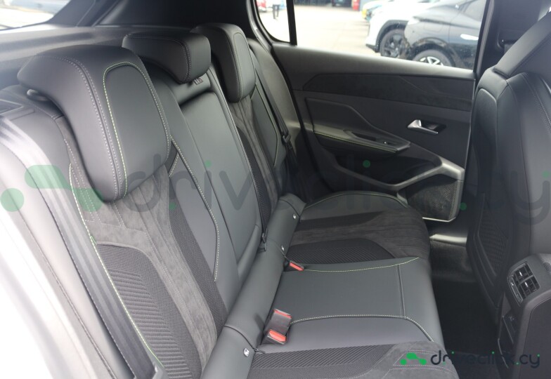 Peugeot 308 White