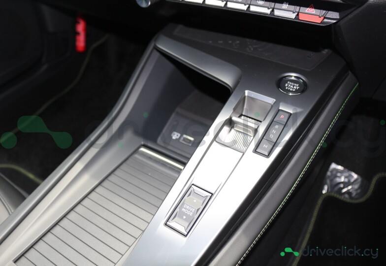 Peugeot 308 White
