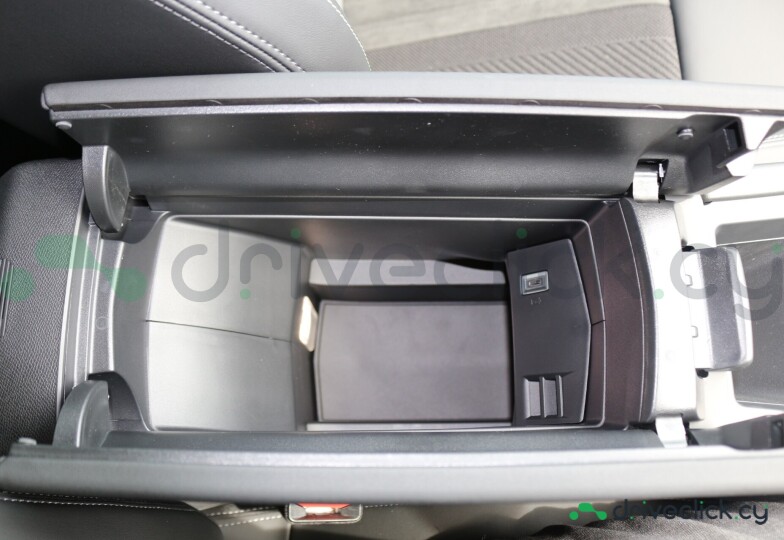 Peugeot 308 White