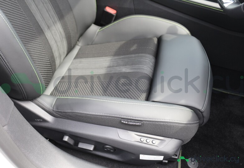 Peugeot 308 White