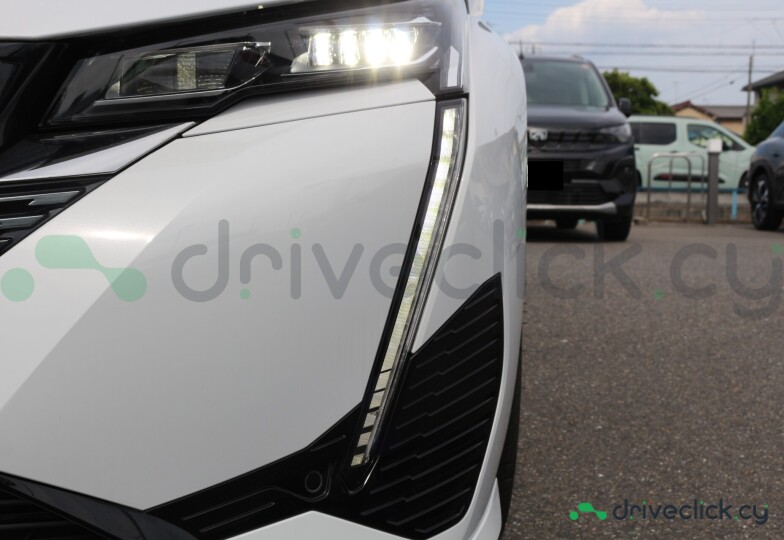 Peugeot 308 White