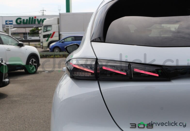 Peugeot 308 White