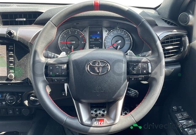 Toyota Hilux White
