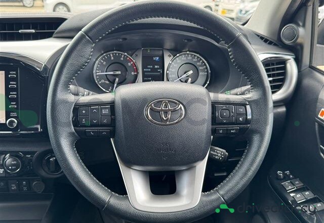 Toyota Hilux Beige