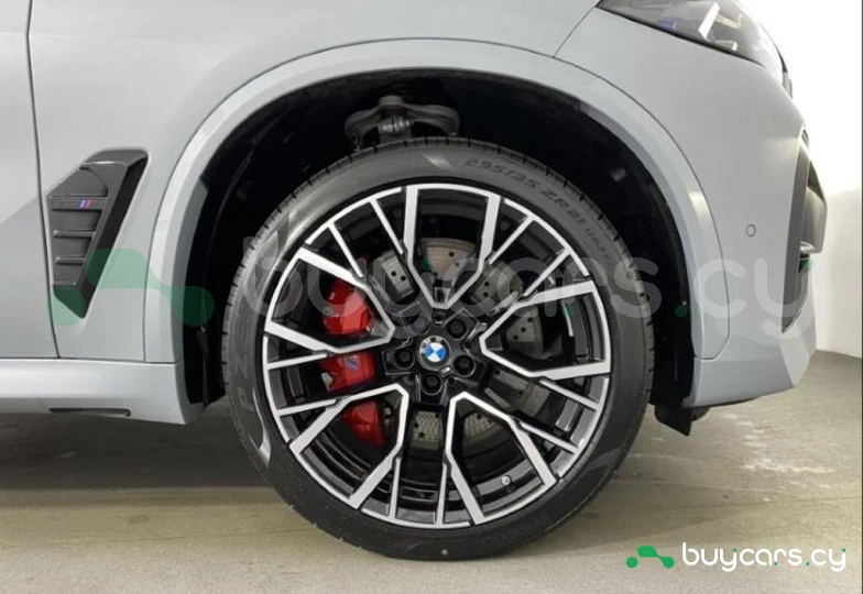 BMW X5 M Серый