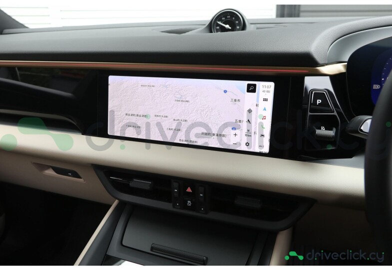 Porsche Macan Grey