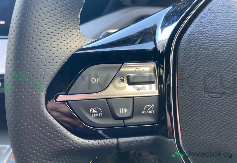 Peugeot 408 Black