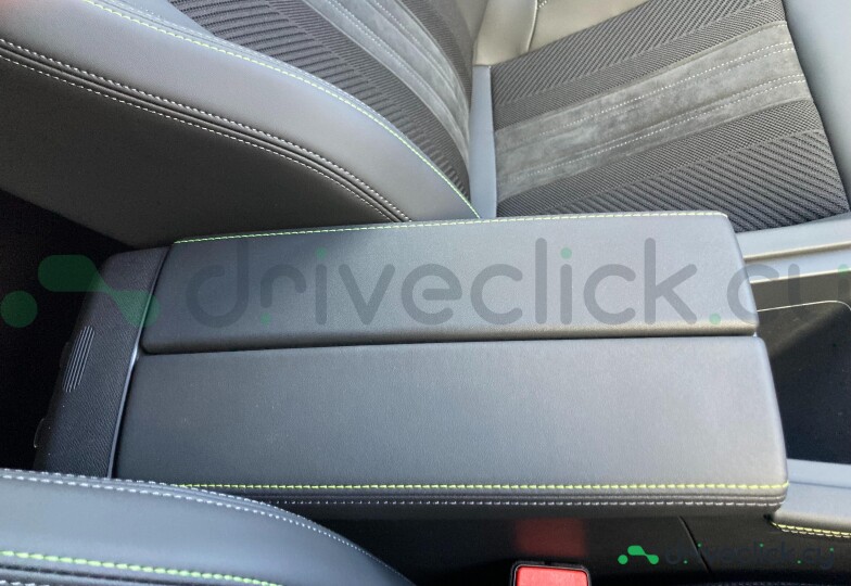 Peugeot 408 Black