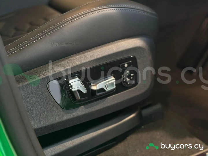 BMW X5 M Зеленый