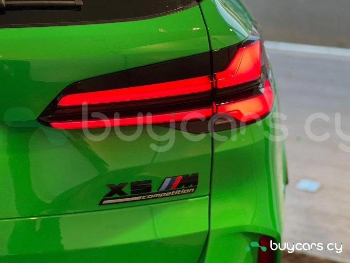 BMW X5 M Зеленый