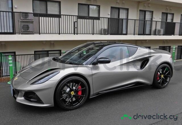 Lotus Emira Серый