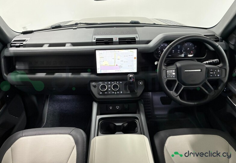 Land Rover Defender Зеленый