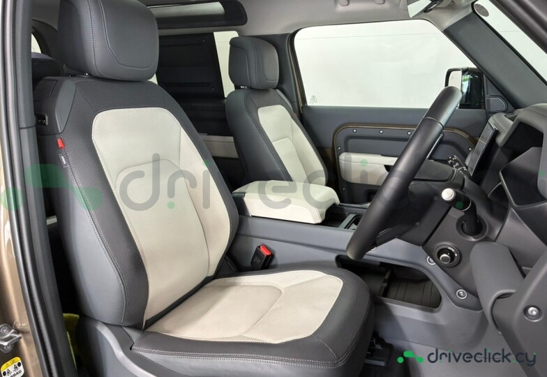 Land Rover Defender Зеленый