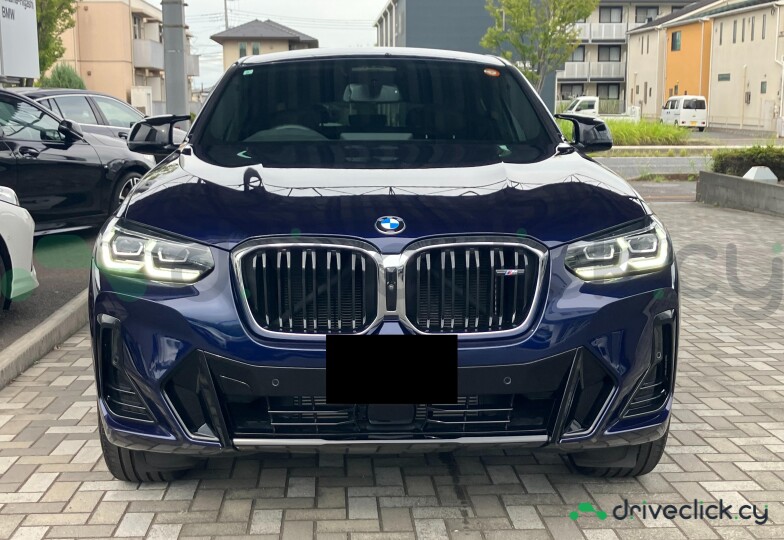 BMW X4 Blue