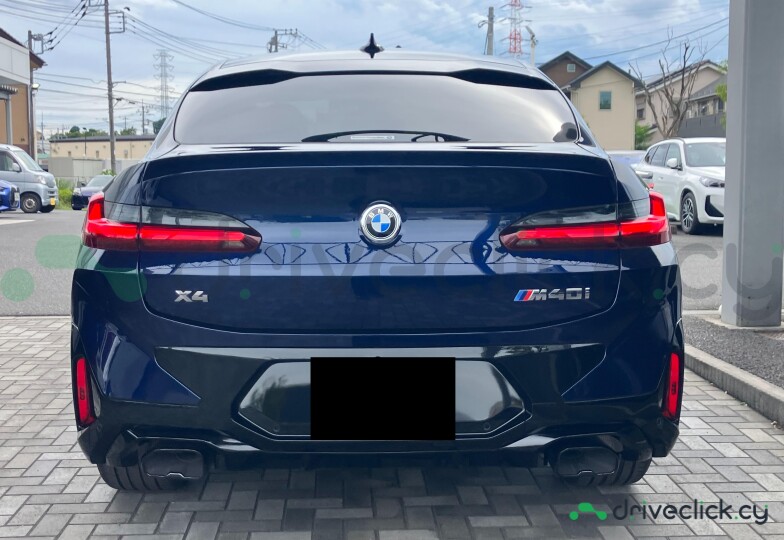BMW X4 Blue