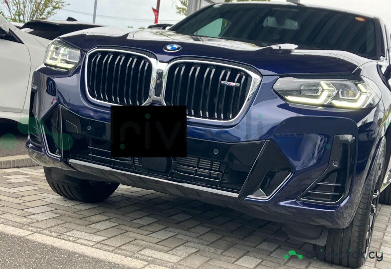 BMW X4 Blue