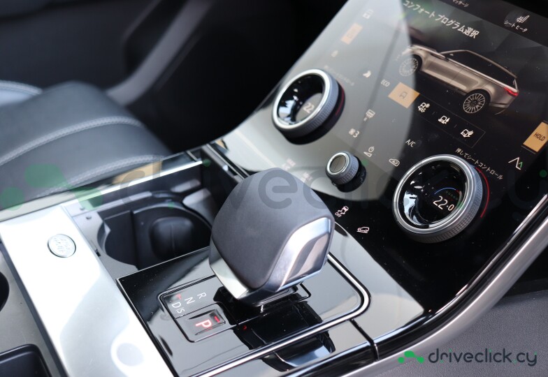 Land Rover Range Rover Velar Grey