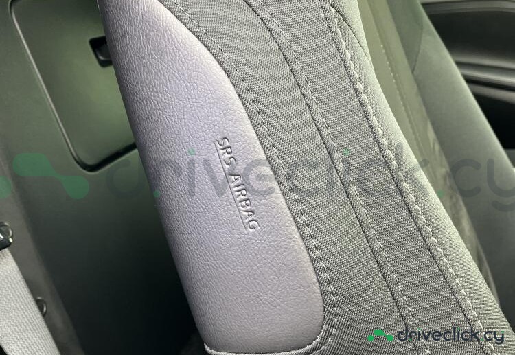 Mazda Roadster Grey