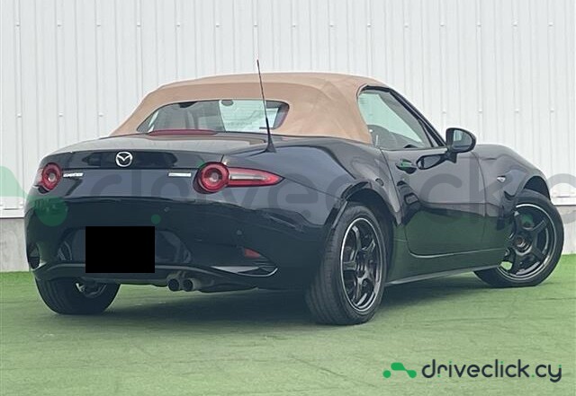 Mazda Roadster Black
