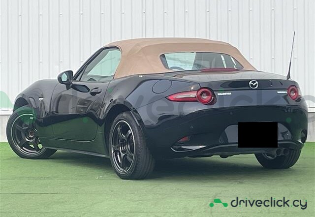 Mazda Roadster Black