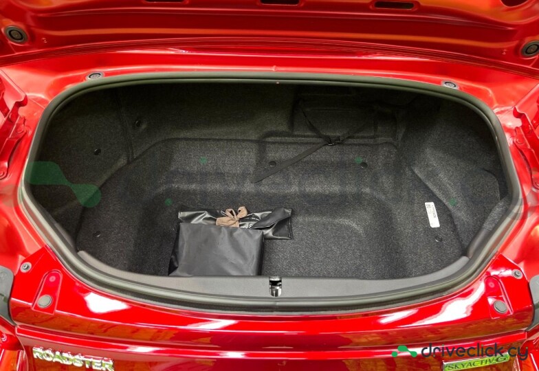 Mazda Roadster Red