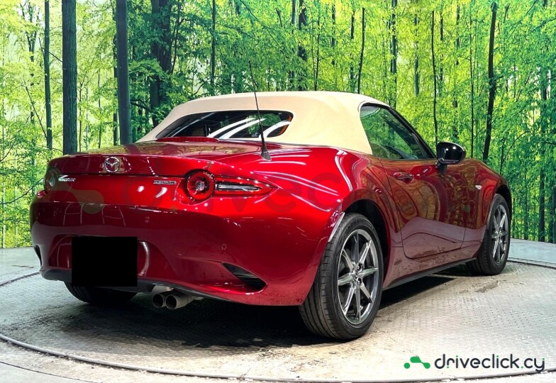Mazda Roadster Red