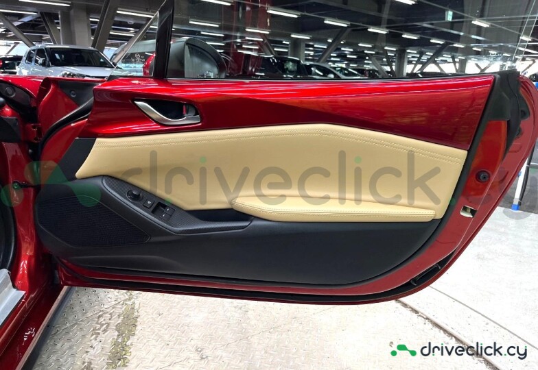Mazda Roadster Red