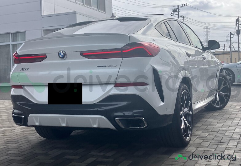 BMW X6 White
