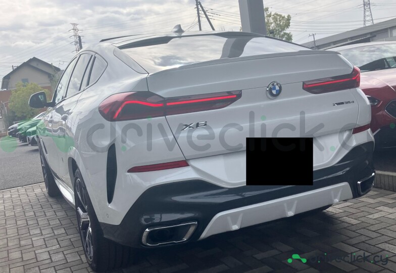 BMW X6 White