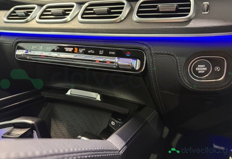 Mercedes GLE-class White