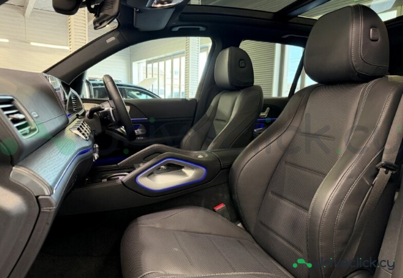 Mercedes GLE-class White