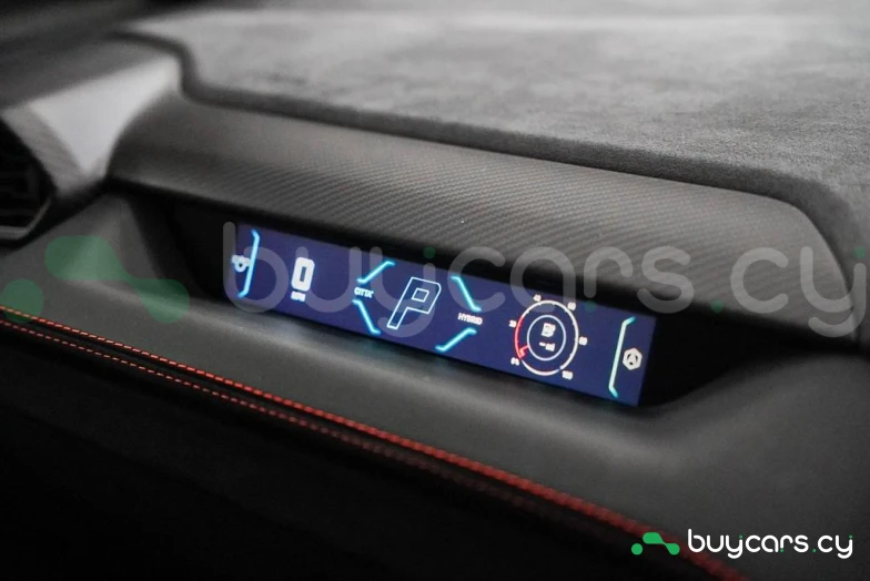 Lamborghini Revuelto Green