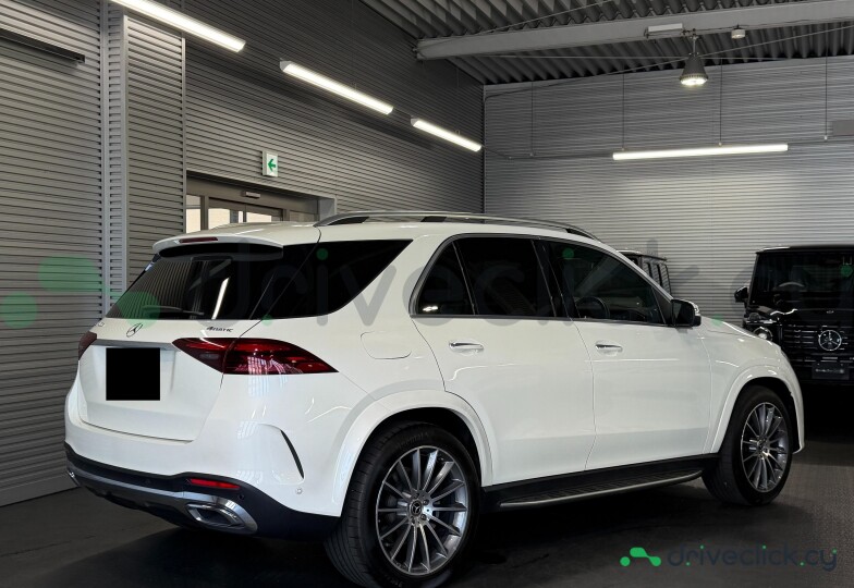 Mercedes GLE-class White