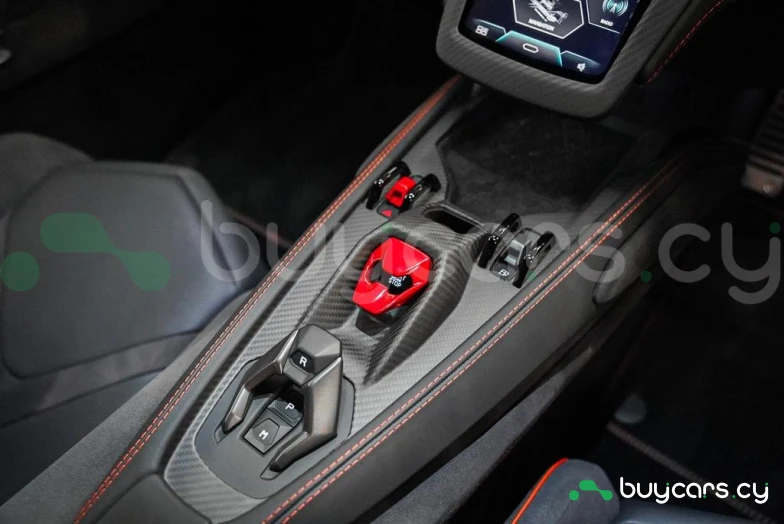 Lamborghini Revuelto Green