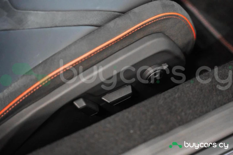 Lamborghini Revuelto Green