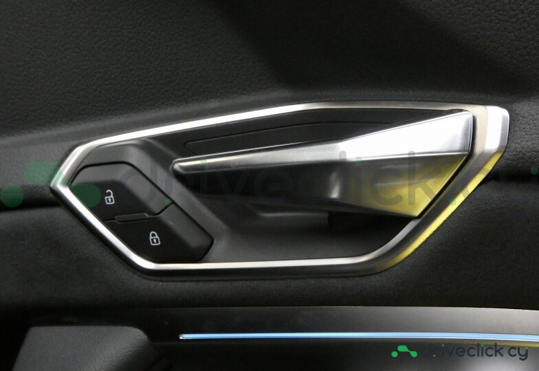 Audi Q8 e-tron Grey