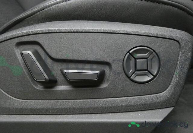 Audi Q8 e-tron Grey