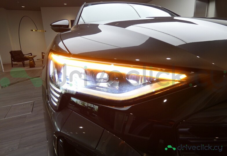 Audi Q8 e-tron Grey