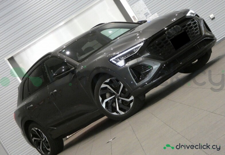 Audi Q8 e-tron Grey