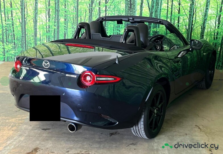 Mazda Roadster Blue