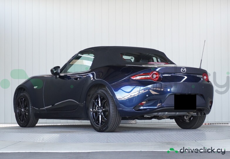 Mazda Roadster Blue