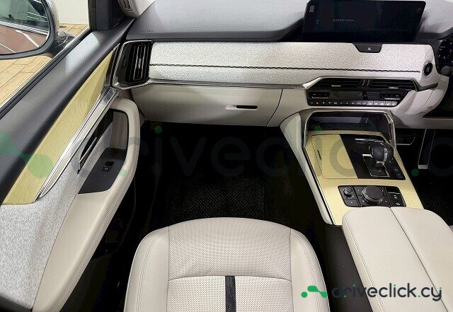 Mazda CX-80 Gold