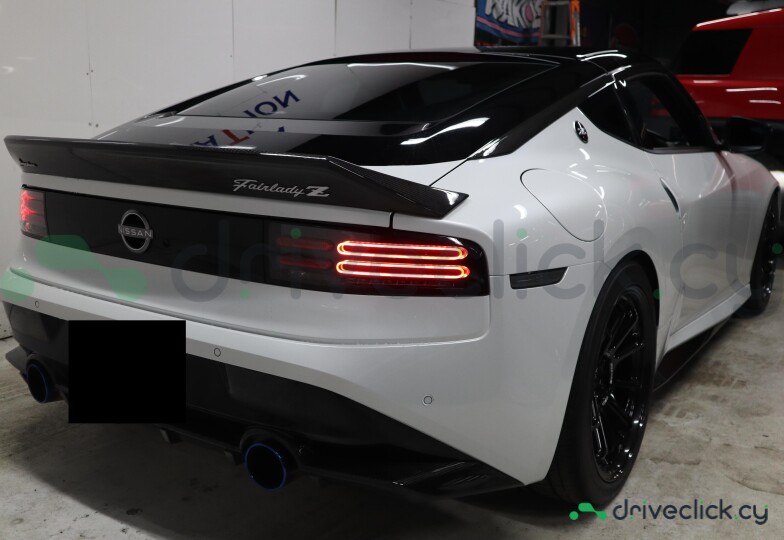 Nissan Fairlady Z White