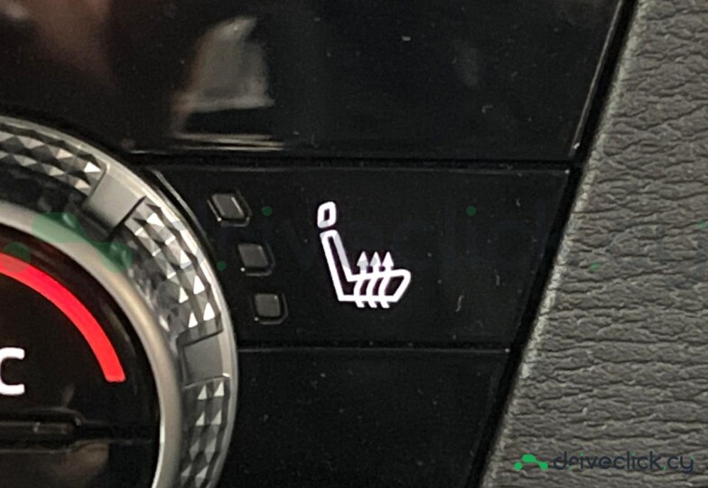 Mitsubishi Outlander White