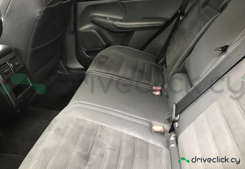 Mitsubishi Outlander White