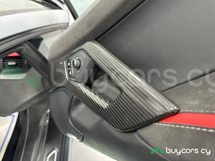 Lamborghini Aventador Серый